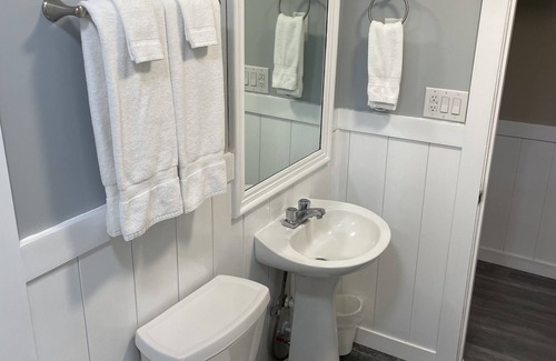 Lake Norman of Catawba Hotel | Lake Norman Hotel