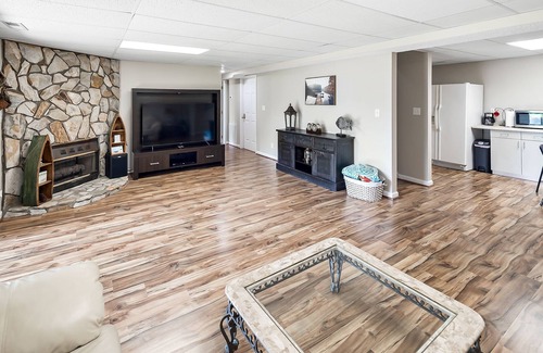 Denver House | Lake Norman house in quiet neighborhood