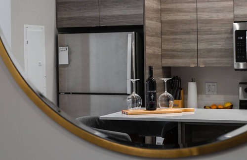 Vernon Apartment | Lake Okanagan beach condo w/private buoy, AC, heated outdoor pool, patio, SUPs