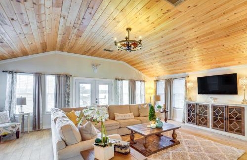 Milledgeville House | Lake Sinclair Since Day 1 Family Lake House