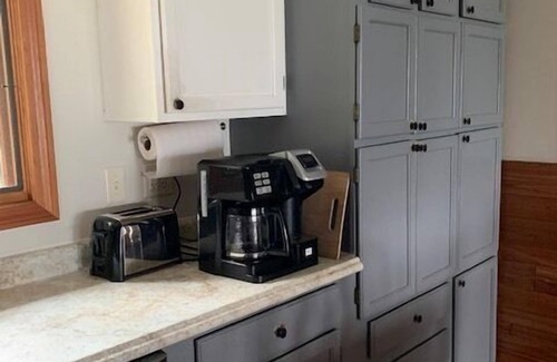 Cornucopia House | Lake Superior Ice/Sea Caves Bay Lodging. Near Apostle Islands & Bayfield