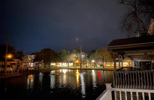 Myrtle Beach House | Lake View 4br2ba Cottage In Ocean Lakes N-114