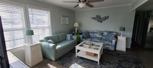 Myrtle Beach House | Lake View 4br2ba Cottage In Ocean Lakes N-114