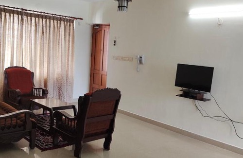 Thiruvananthapuram Apartment | Lake View Family Apartment Akkulam Triandrum