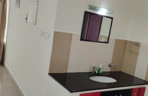 Thiruvananthapuram Apartment | Lake View Family Apartment Akkulam Triandrum