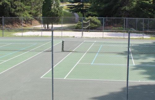 La Follette House | Lake View Paradise