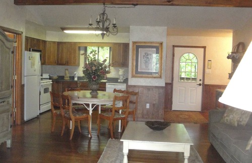 Mount Ida Cottage | Lake view three bedroom, three bath cottage with hot tub overlooking Lake Ouachita. by RedAwning