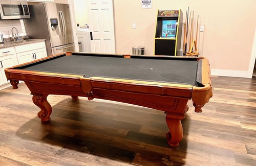 Indian Point House | Lake Views, Indoor/Outdoor Pool, Hot Tub, sleeps34