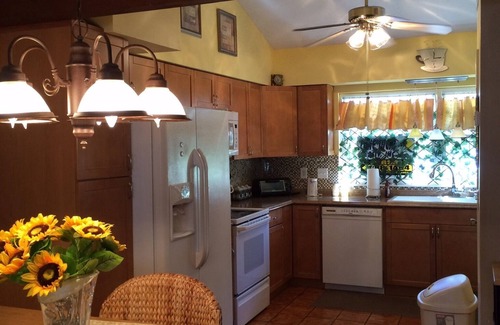 Summerfield House | Lake Weir, Summerfield, FL 2 Bd Townhouse