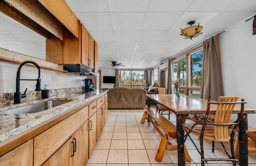 Mayfield Condo | Lakefront Balcony | Bonfires | Stars | 10mi to TC