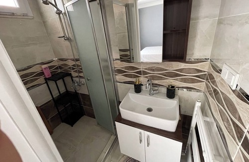 Kucukcekmece Apartment | Lakefront, Balcony View Near Sea