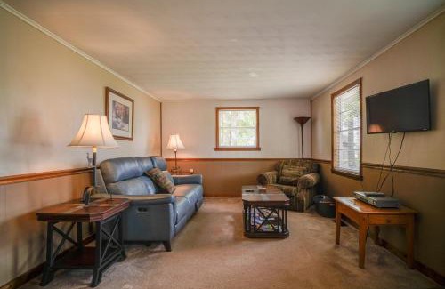 Dandridge House | Lakefront Cabin in Dandridge with Fire Pit and Grill!