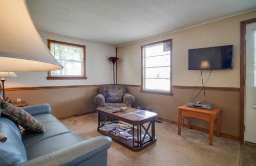 Dandridge House | Lakefront Cabin in Dandridge with Fire Pit and Grill!