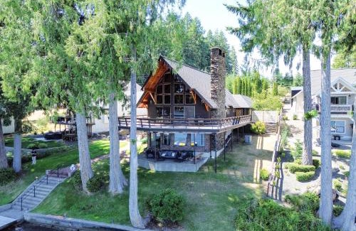Grapeview House | Lakefront Cabin with Dock and Sauna