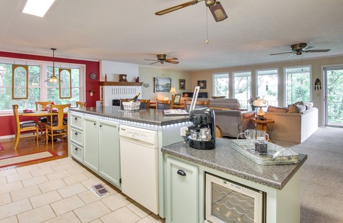 Longtown Cottage | Lakefront Canadian Gem: Hot Tub, Decks & Grills