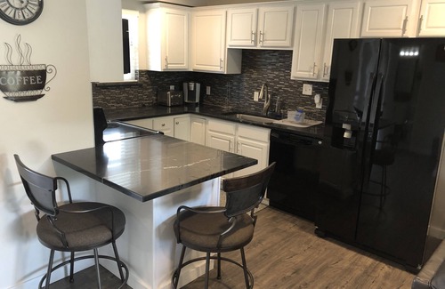 Polson House | Lakefront Condo on Flathead Lake