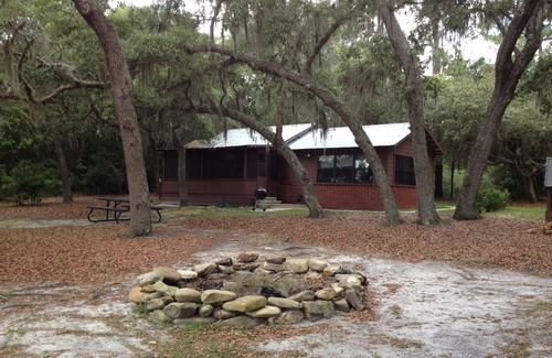 Edgar Cottage | Lakefront Cottage Near Forest & Cities with canoes, grill, and more!