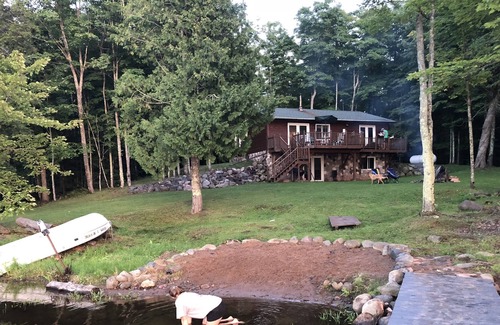 Watersmeet Cottage | LakeFront Cottage W/Sand Beach! Quiet, Family Friendly Cottage W/700' Frontage