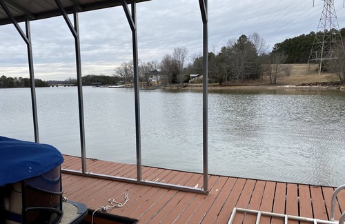 Lake Norman of Catawba House | Lakefront Getaway on Lake Norman NC, 3 bdr 2 bath