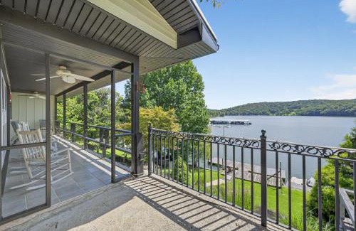 Lynn Garden House | Lakefront Getaway with Private Dock & Scenic Views home