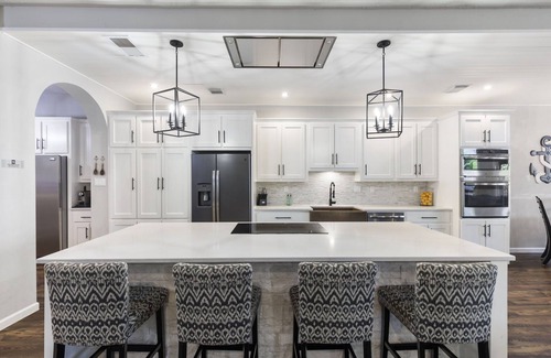 April Sound House | Lakefront Home w/Boat Slip-April Sound gated community Weekly/Monthly Discounts