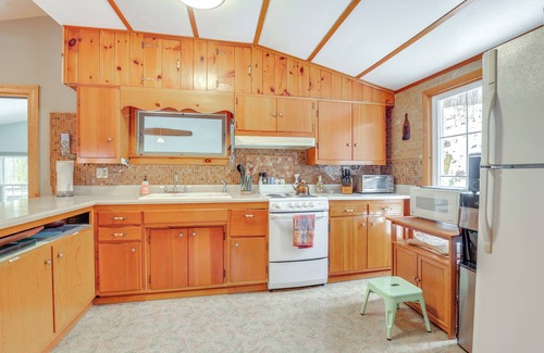 Town of Catharine House | Lakefront Home w/Private Dock in Alpine!