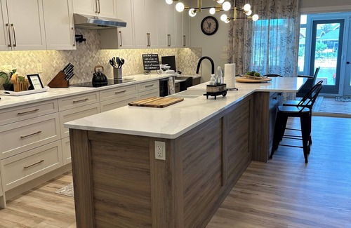 Markerville House | Lakefront home with luxurious comfort showcasing life at the lake!