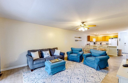 Mineral House | Lakefront home with kayaks, private patio, air hockey, grill, & balcony