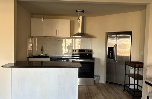 Livingston House | Lakefront. inground pool/spa, roomy, over 6.5K, 8 bedrooms, 5 full, 2 1/2 baths