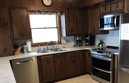 Lakeville House | Lakefront Lake Wallenpaupack