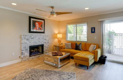 Lakewood House | Lakefront Living! Huge Phoenix Home with Dock, Pool