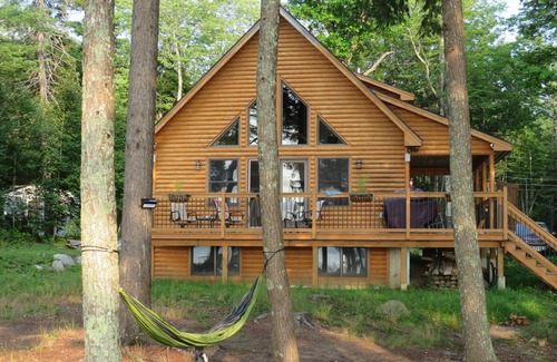 Ellsworth Ski Chalet | Lakefront log home on Graham Lake in Ellsworth, Maine