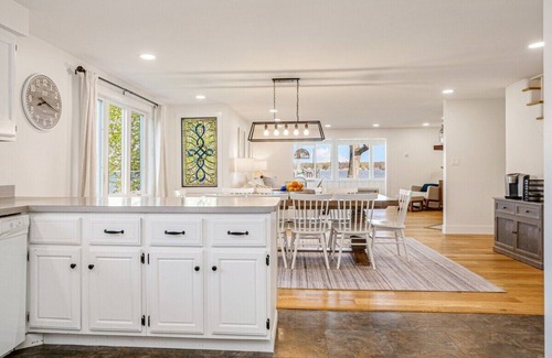 Bass Lake House | Lakefront Luxury: 4BD/3BA, Sleeps 15, Hot Tub, Kayaks, Bikes, & Boat Rental!