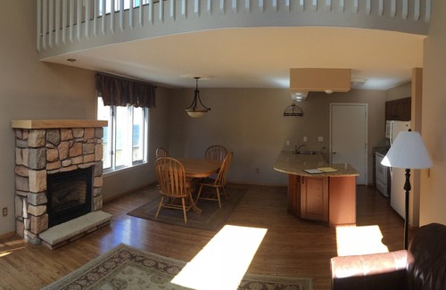 Georgetown House | Lakefront - Minutes from Guanella Pass, hiking and fishing!