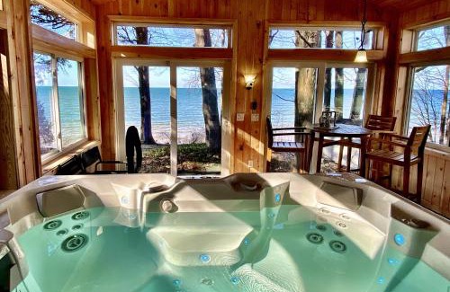 Sodus House | Lakefront Oak Cottage Hot Tub & Fire Pit