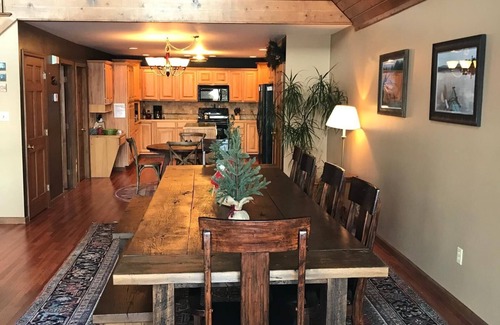 Drums Ski Chalet | Lakefront, pontoon boat, hot tub ,Game Room, Fire pit, huge deck, kayaks