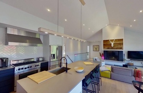 Mille-Isles Ski Chalet | LAKEFRONT (private quay)-SPA-BILLARD-PING PONG-TELEWORKING