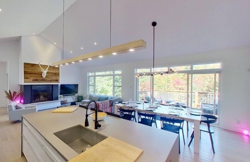 Mille-Isles Ski Chalet | LAKEFRONT (private quay)-SPA-BILLARD-PING PONG-TELEWORKING