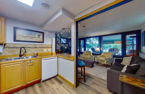 Rochester Cottage | Lakefront property with beautiful view of Lake Zumbro 20 mins from Rochester