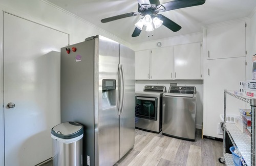 Jefferson Cottage | Lakefront Retreat in Jefferson w/Screened Porch!