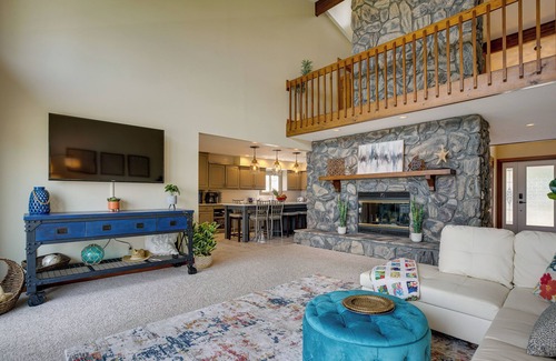 Syracuse House | Lakefront Syracuse Home w/Deck & Private Dock!