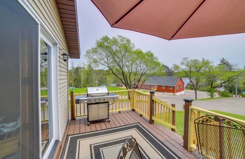Townsend Cottage | Lakefront Wisconsin Home w/Boat Dock & Fire Pit!