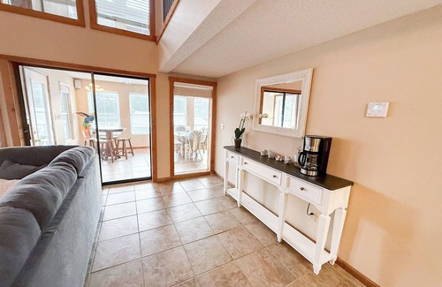 Camdenton House | Lakeftont 4BD/3BA/Grill/Decks/Quiet Cove-12PP