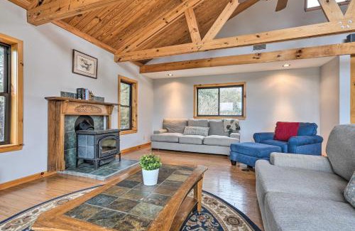 Lakehills House | Lakehills Vacation Rental on Medina Lake