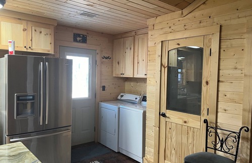 Higden Cabin | Lakehouse Cabin Higden Greer’s Ferry Arkansas