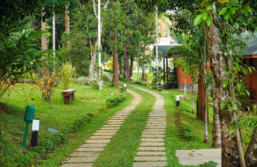 Vazhavatta Villa | LakeRose Wayanad Resort