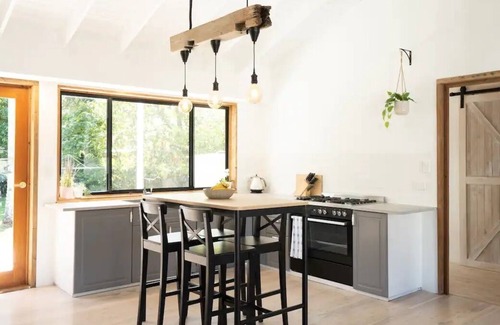 Tweed Heads West House | Lakes Hideaway just mins to Gold Coast Beaches