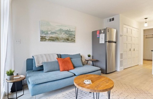 Village of Four Seasons Condo | Lakeshore Hideout - Lakefront & Indoor Pool!