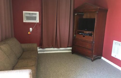 Moses Lake Hotel | Lakeshore Inn Water Front