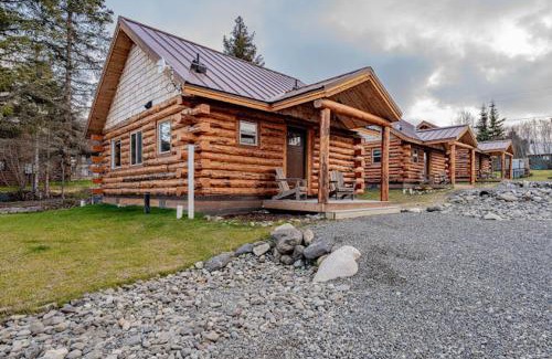 Homer House | Lakeshore Lodging Cabins